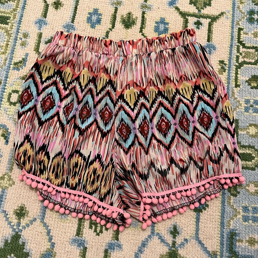 Patterned shorts